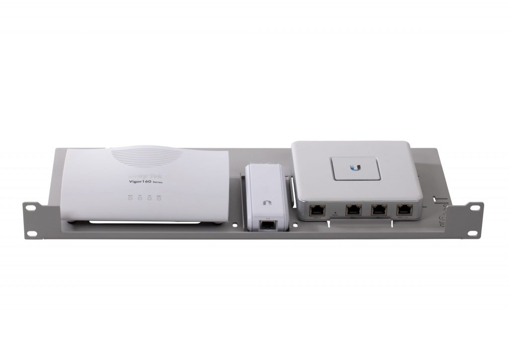Rackmount DrayTek - Unifi – Grabbe IT